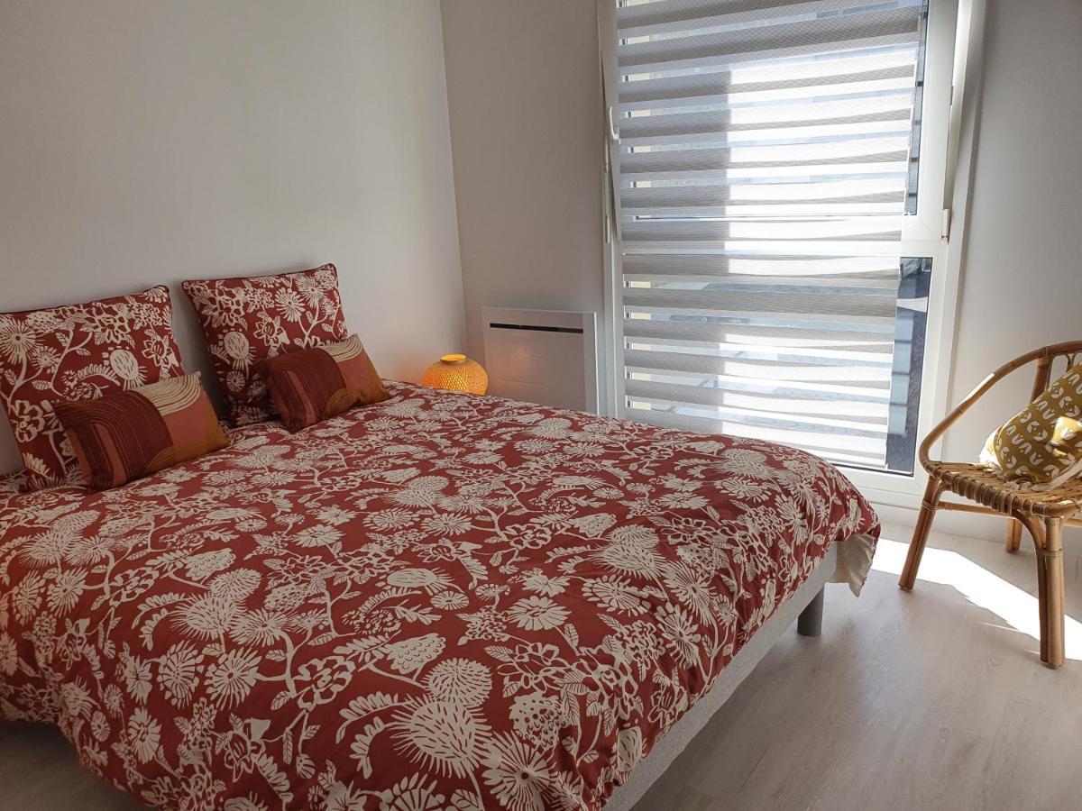 Magnifique Appartement Avec Garage Prive Et Terrasse Reims Exterior foto