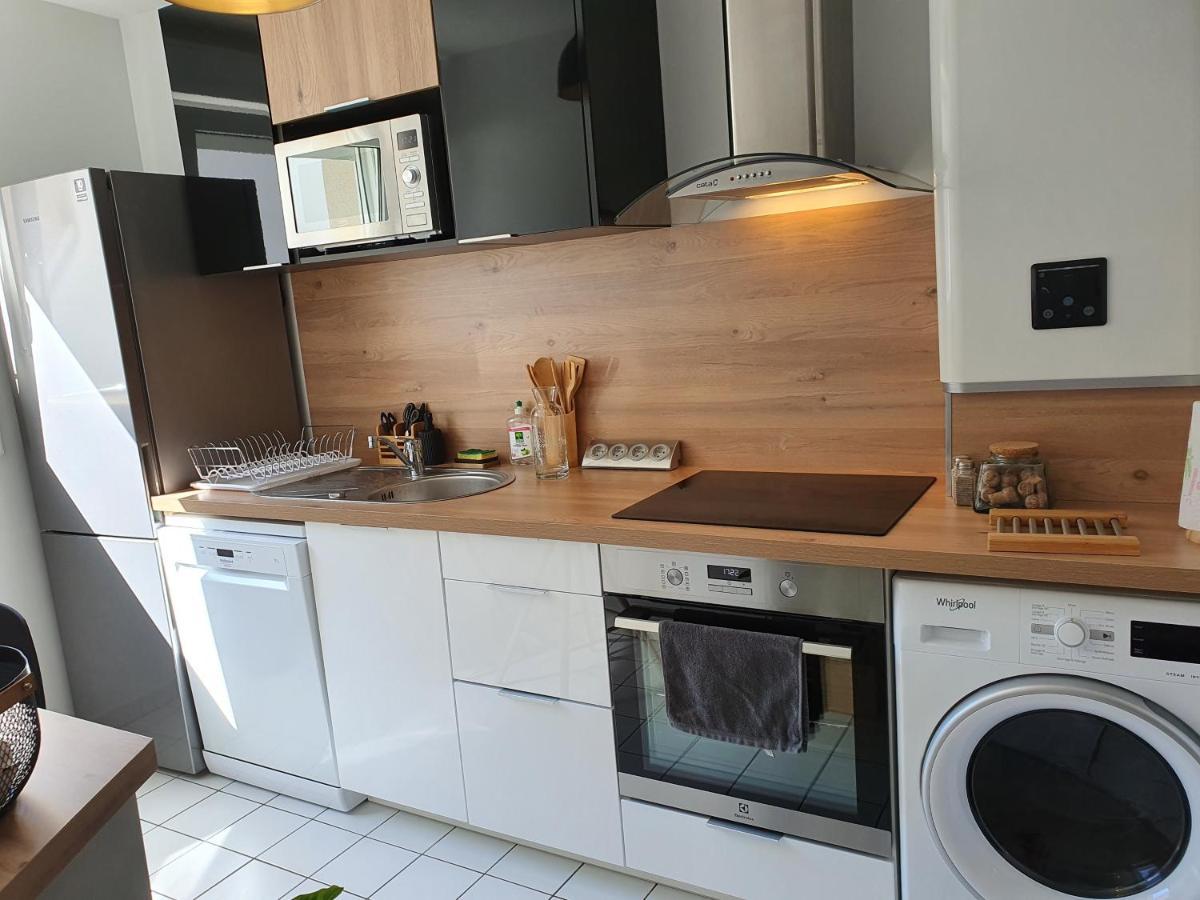 Magnifique Appartement Avec Garage Prive Et Terrasse Reims Exterior foto